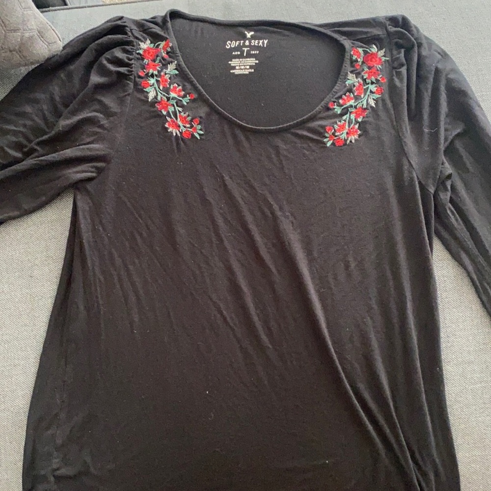 American eagle black long sleeve M